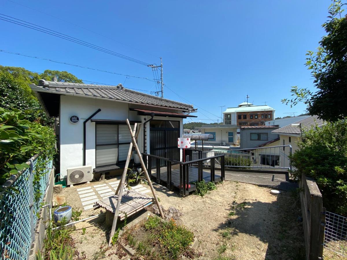 One Rest Private House Hotel Naoshima Exterior photo